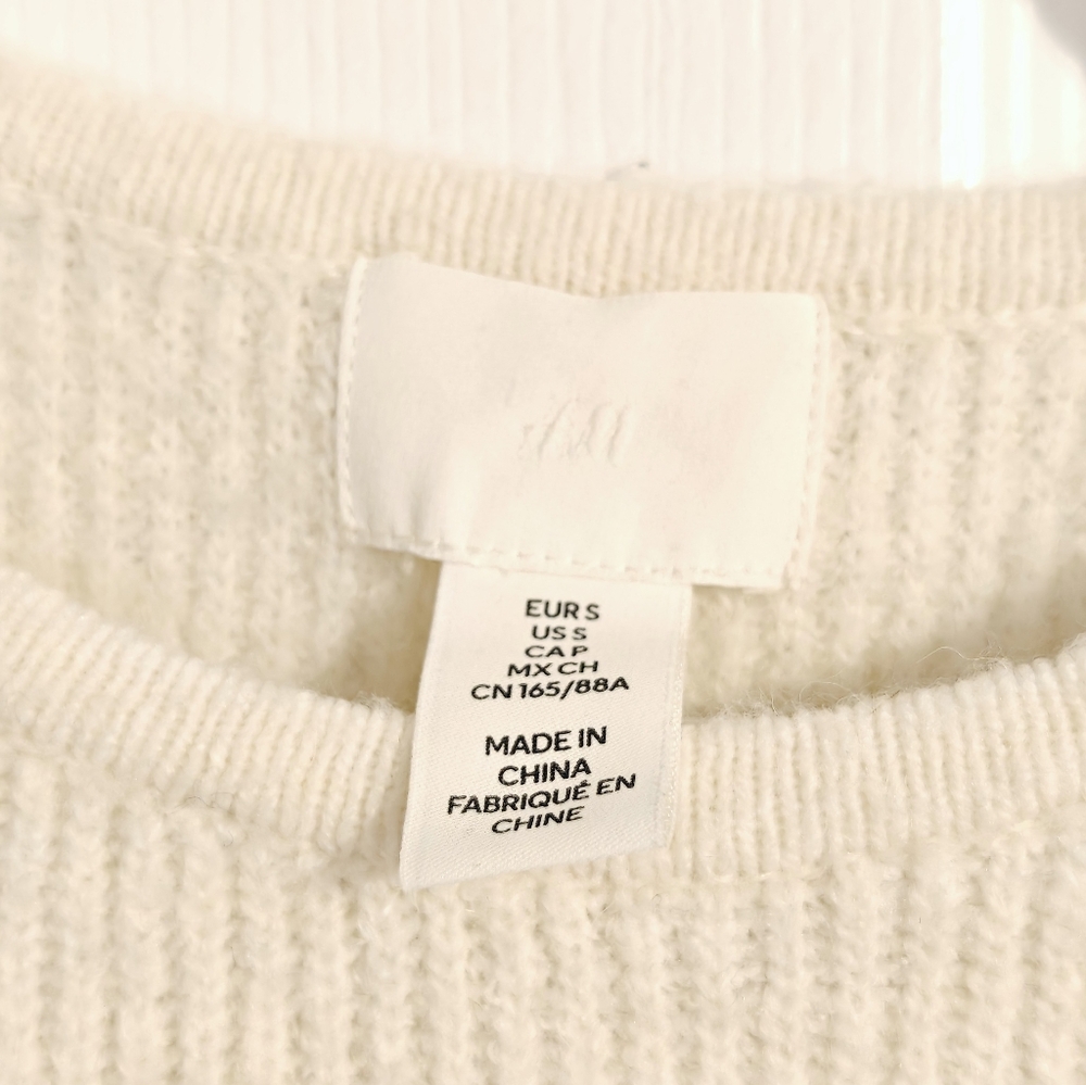 H&M Rib Knit Peplum Top - Picture 3 of 4